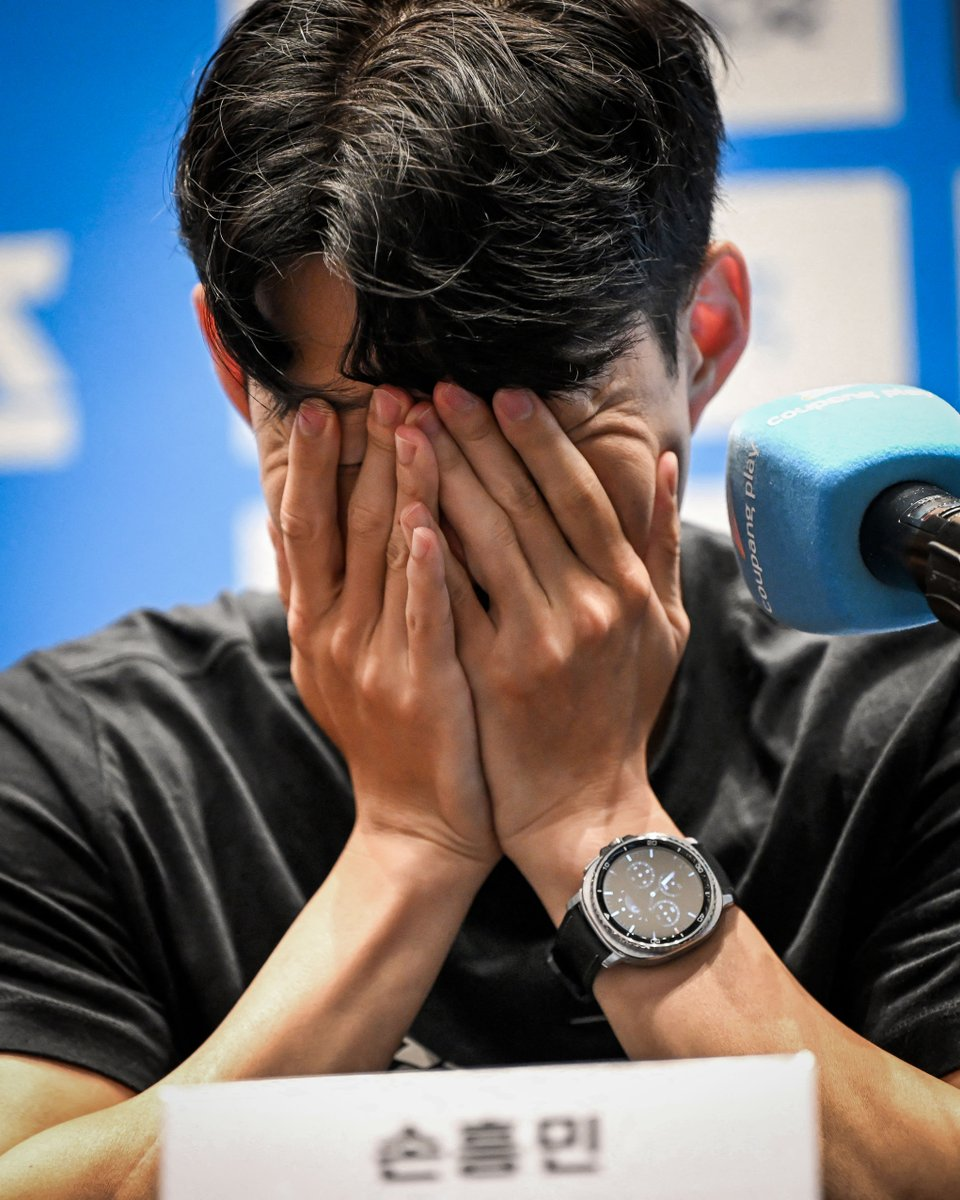 动情时刻!孙兴慜发布会确认离开热刺,情绪激动一度掩面而泣