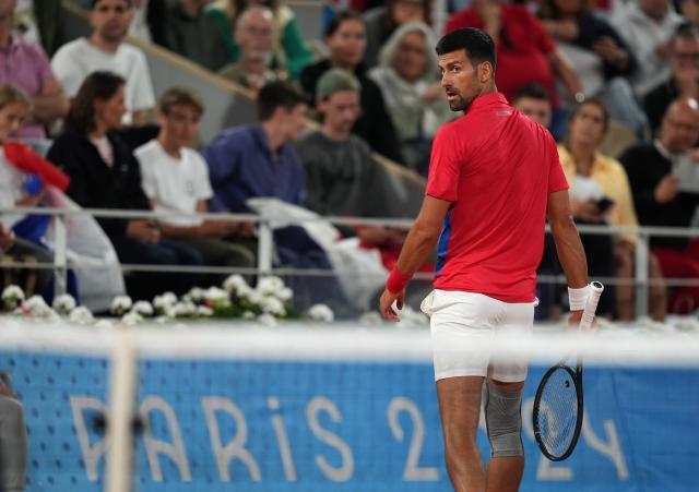 1722236678525043808.jpg 巴黎奥运会+_+网球——男子单打:焦科维奇晋级下一轮XxjpseC010756_20240727_MVPFN0A001.jpg