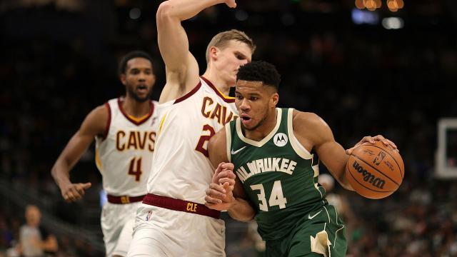 开云体育官网登录入口-雄鹿三星联手未尝败绩 字母哥入局MVP争夺战