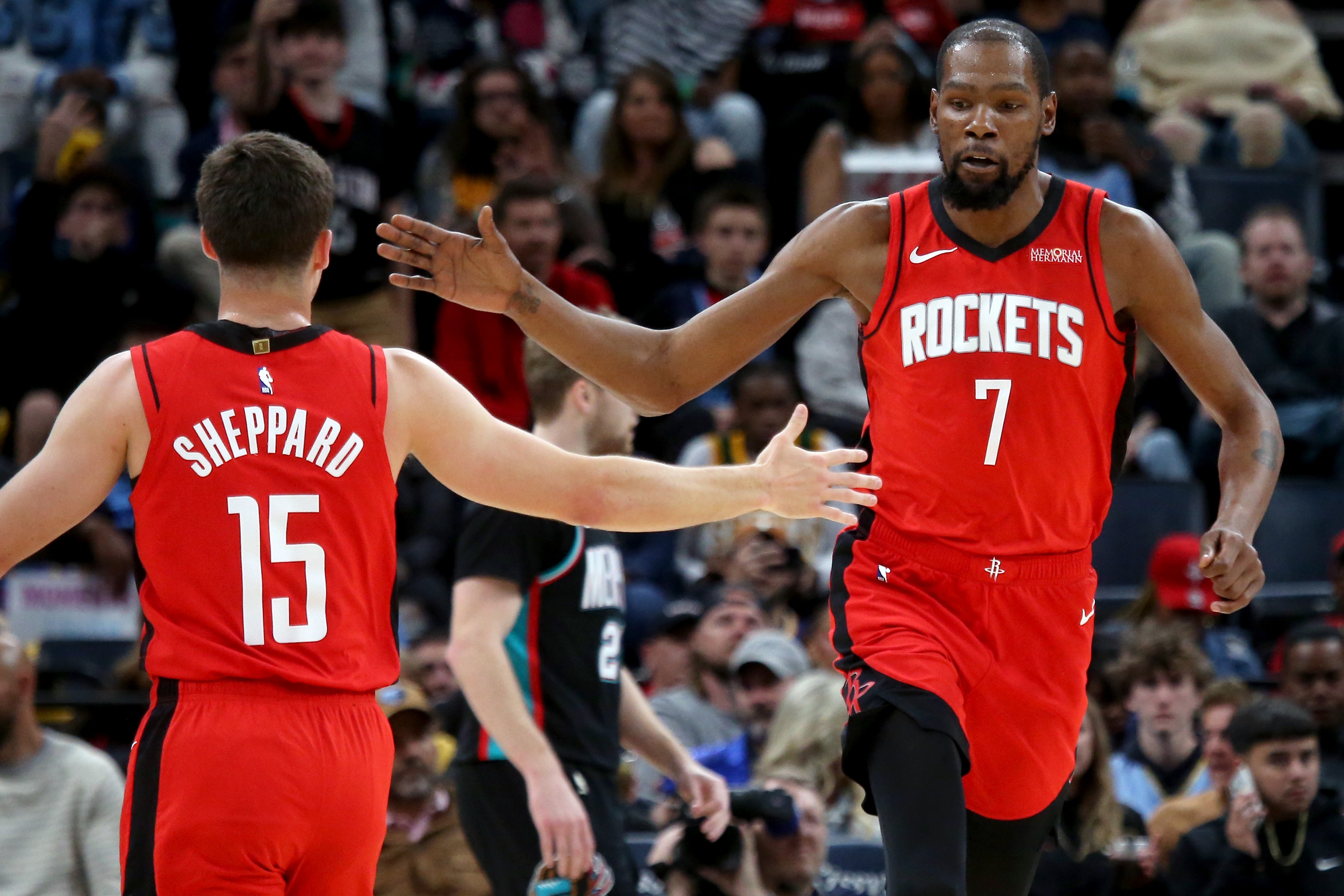 开云体育官网登录入口-NBA彩经：马刺大胜勇士 火箭击退雄鹿 爵士不敌掘金 绿军灭热火