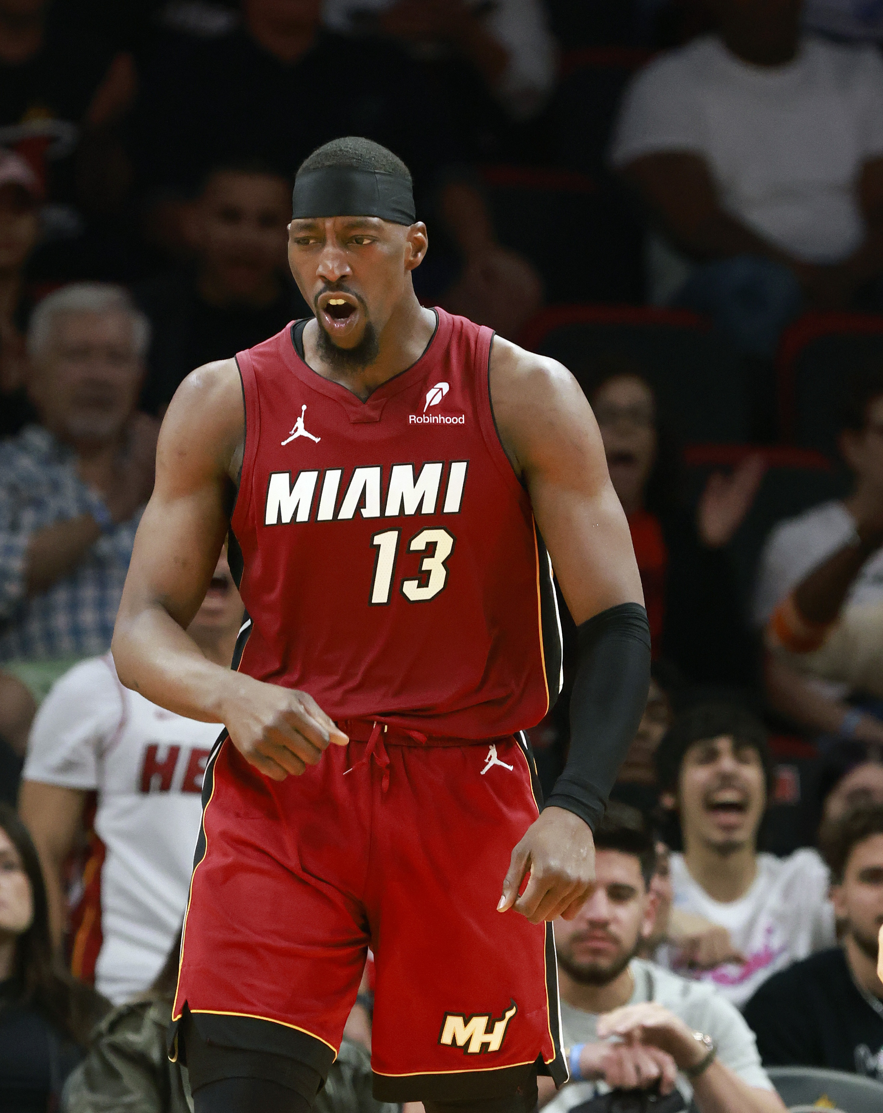 开云体育官网登录-麦坎茨:卢卡&大帝&米球70分都是堂堂正正拿的 科比也没故意要球